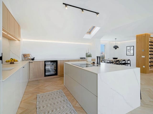 3 soverom Penthouse til salgs i Bel-Air, Estepona med svømmebasseng garasje - € 995 000 (Ref: 10157418)