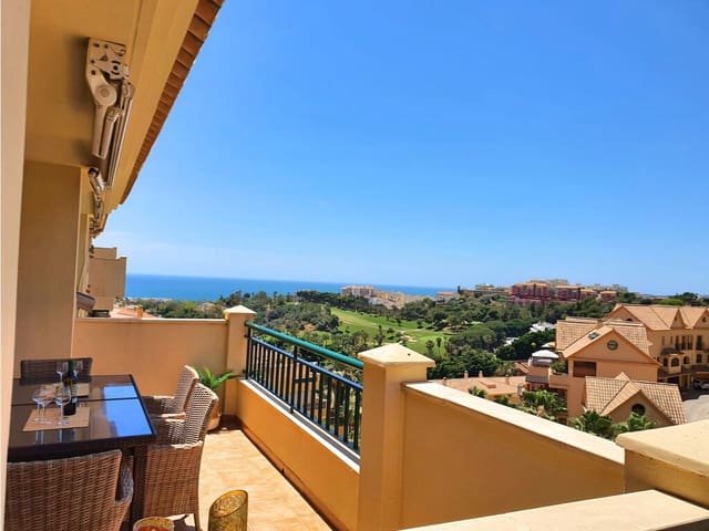 2 soverom Penthouse til salgs i Torrequebrada, Benalmádena med svømmebasseng garasje - € 475 000 (Ref: 10159120)
