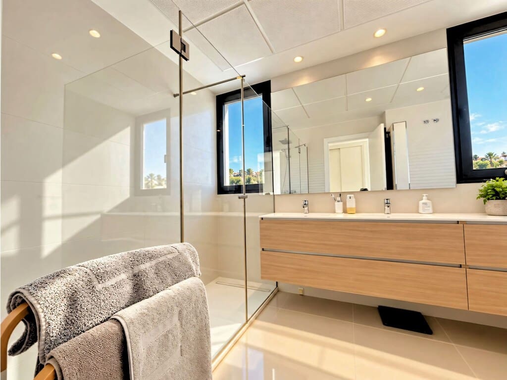 3 quarto Penthouse para venda em Atalaya-Isdabe com piscina garagem - 1 275 000 € (Ref: 10161056)
