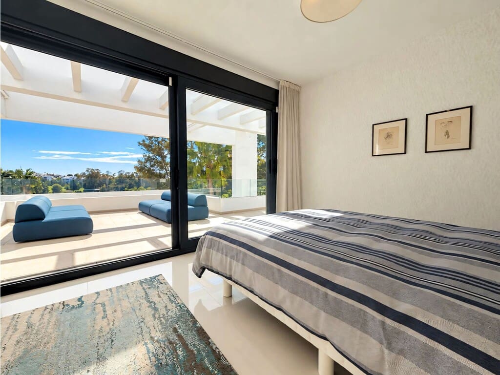 3 quarto Penthouse para venda em Atalaya-Isdabe com piscina garagem - 1 275 000 € (Ref: 10161056)