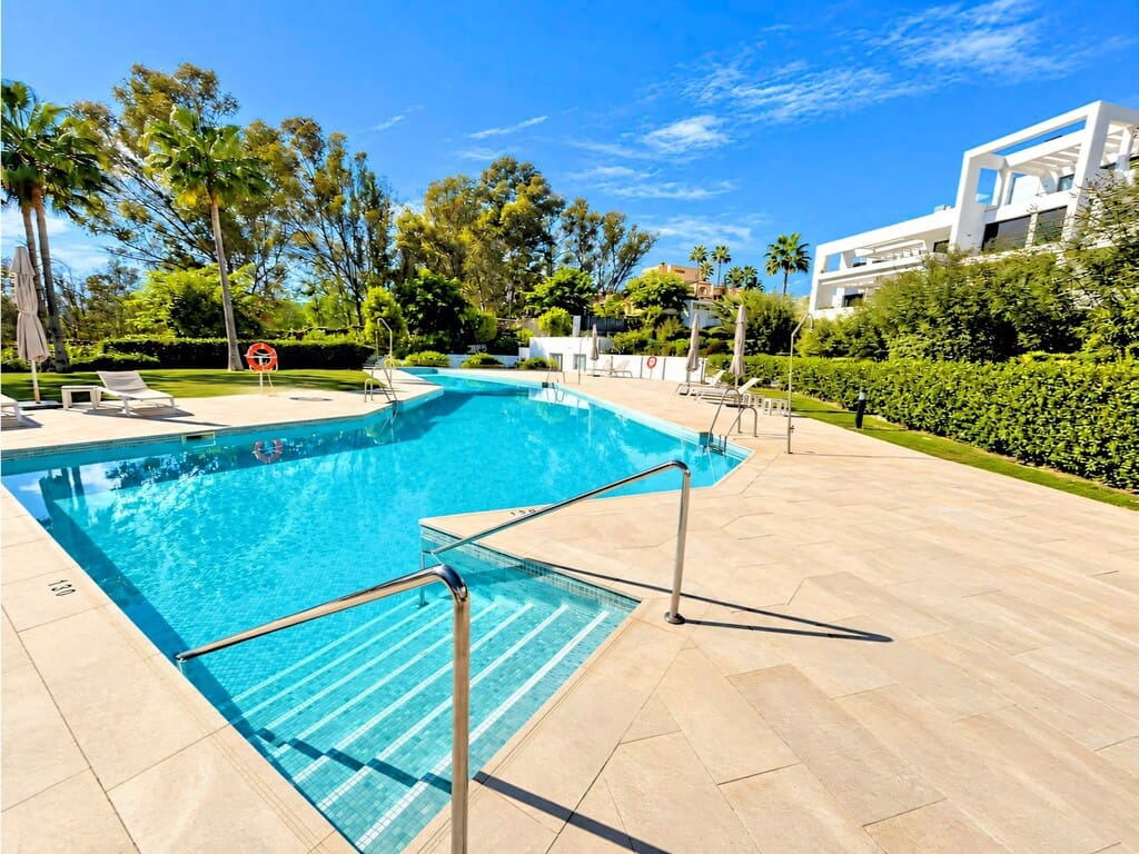 3 quarto Penthouse para venda em Atalaya-Isdabe com piscina garagem - 1 275 000 € (Ref: 10161056)