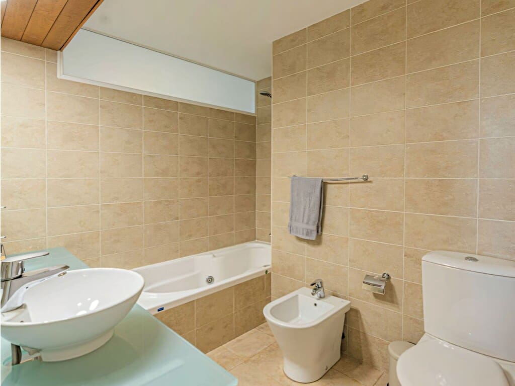 Apartamento de 2 habitaciones en Benalmádena en venta con piscina garaje - 525.000 € (Ref: 10162165)