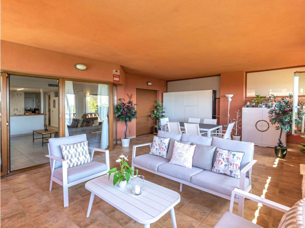 Apartamento de 2 habitaciones en Benalmádena en venta con piscina garaje - 525.000 € (Ref: 10162165)