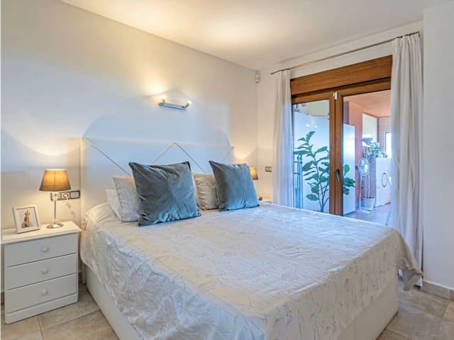 Apartamento de 2 habitaciones en Benalmádena en venta con piscina garaje - 525.000 € (Ref: 10162165)