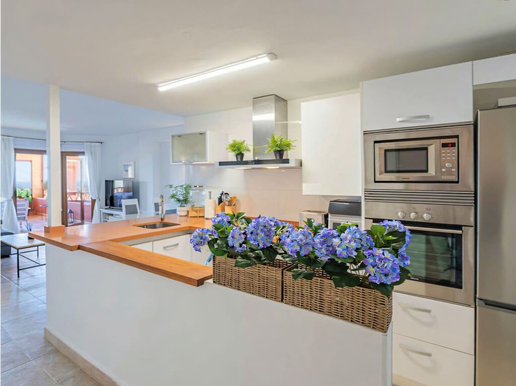 Apartamento de 2 habitaciones en Benalmádena en venta con piscina garaje - 525.000 € (Ref: 10162165)