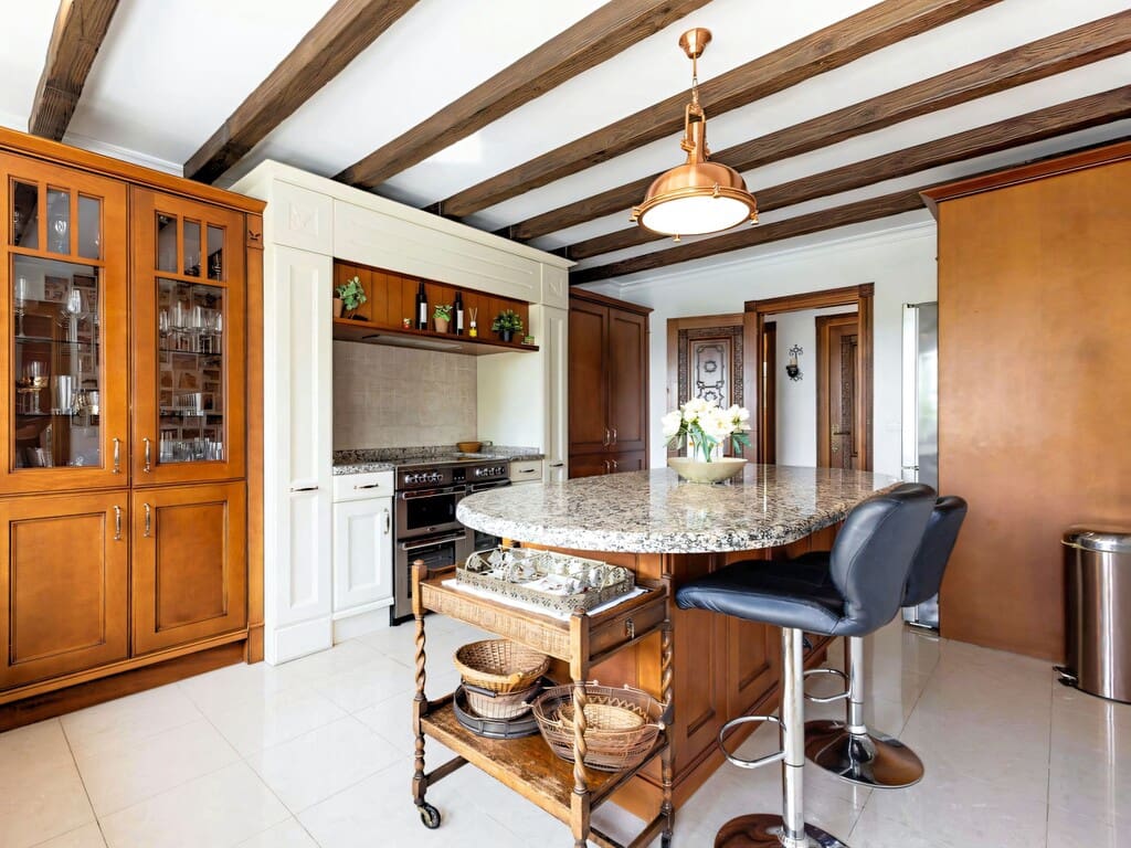 3 bedroom Villa for sale in Alhaurin Golf with pool garage - € 845,000 (Ref: 10162166)
