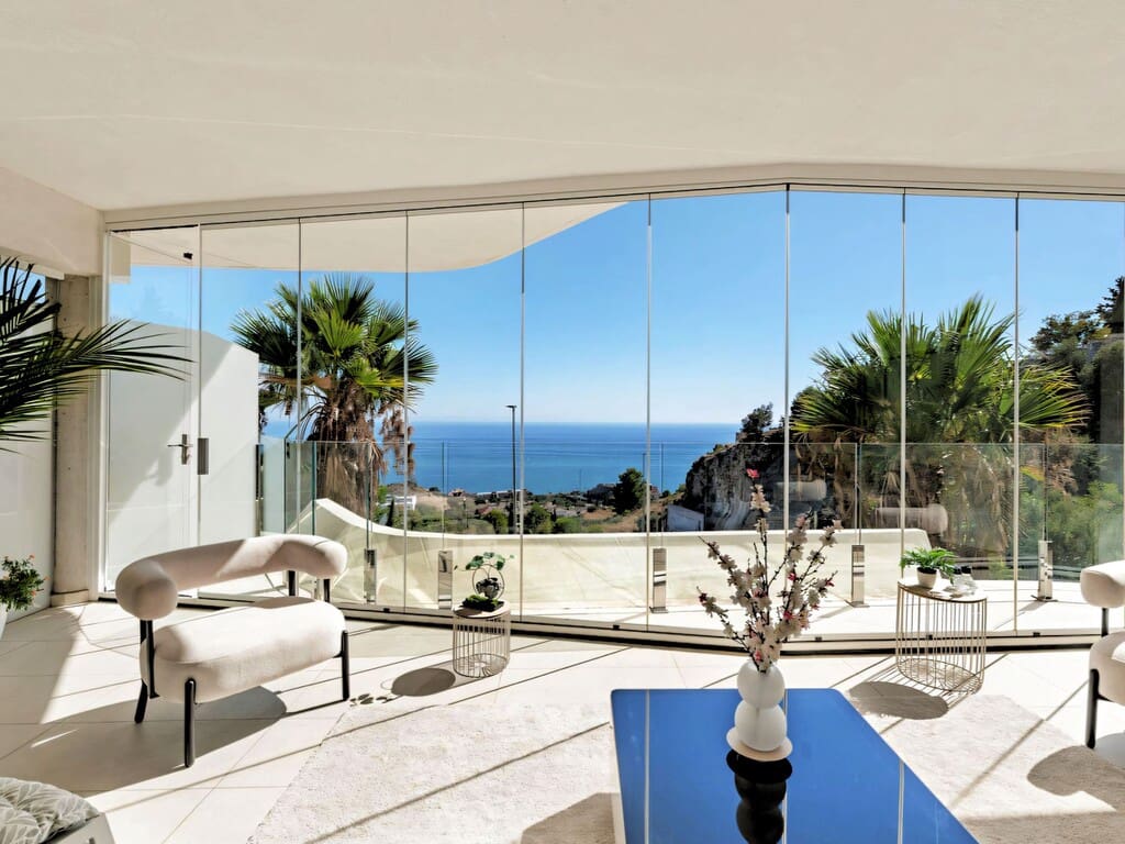 2 bedroom Apartment for sale in Benalmadena with pool garage - € 665,000 (Ref: 10162854)