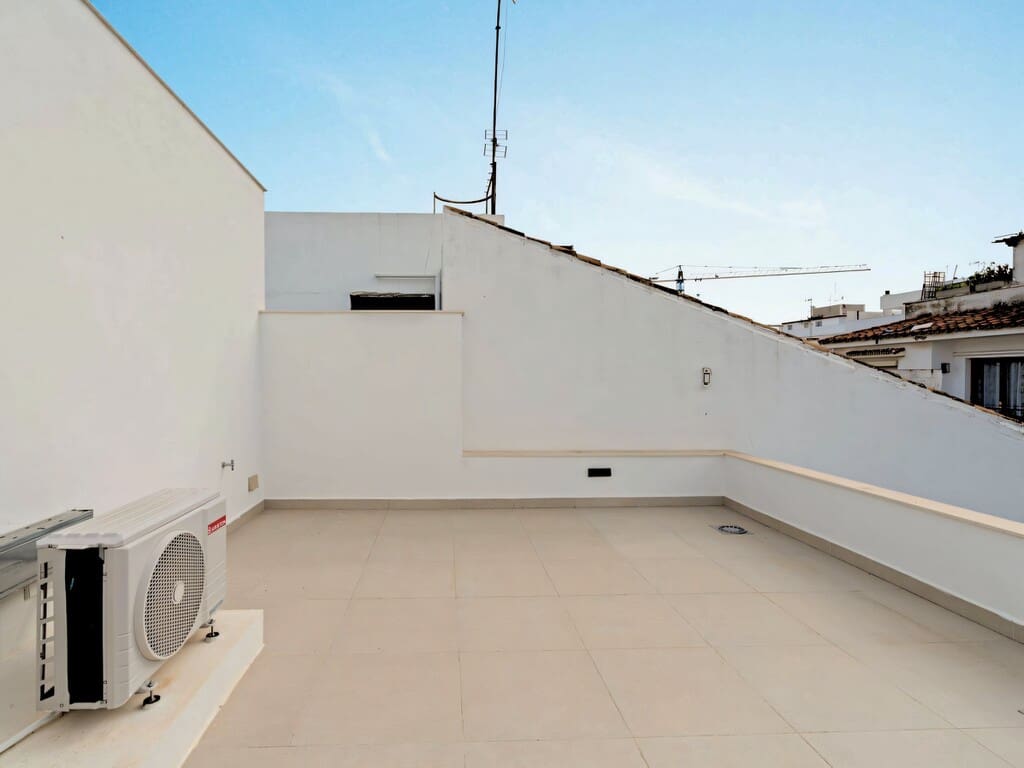 3 bedroom Townhouse for sale in Estepona - € 785,000 (Ref: 10166213)