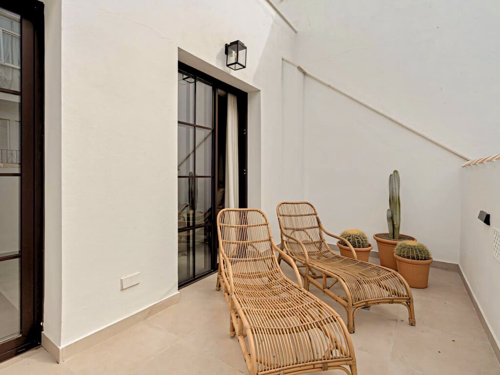 3 bedroom Townhouse for sale in Estepona - € 785,000 (Ref: 10166213)