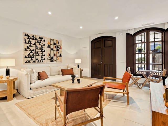 3 bedroom Townhouse for sale in Centro, Estepona - € 785,000 (Ref: 10166213)