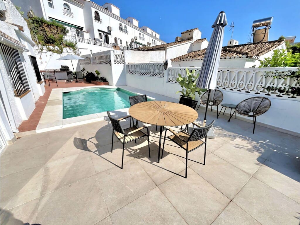 3 soverom Villa til salgs i Calahonda med svømmebasseng - € 599 500 (Ref: 10168259)