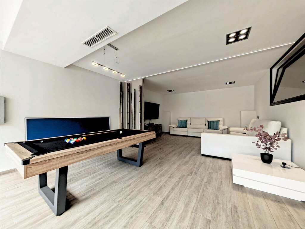 Chalet de 4 habitaciones en Riviera del Sol en venta con piscina garaje - 1.345.000 € (Ref: 10171067)