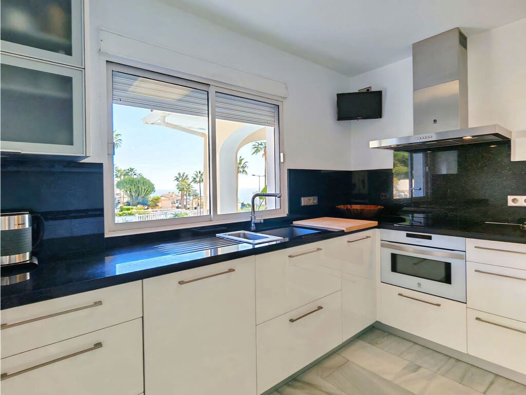 Chalet de 4 habitaciones en Riviera del Sol en venta con piscina garaje - 1.345.000 € (Ref: 10171067)