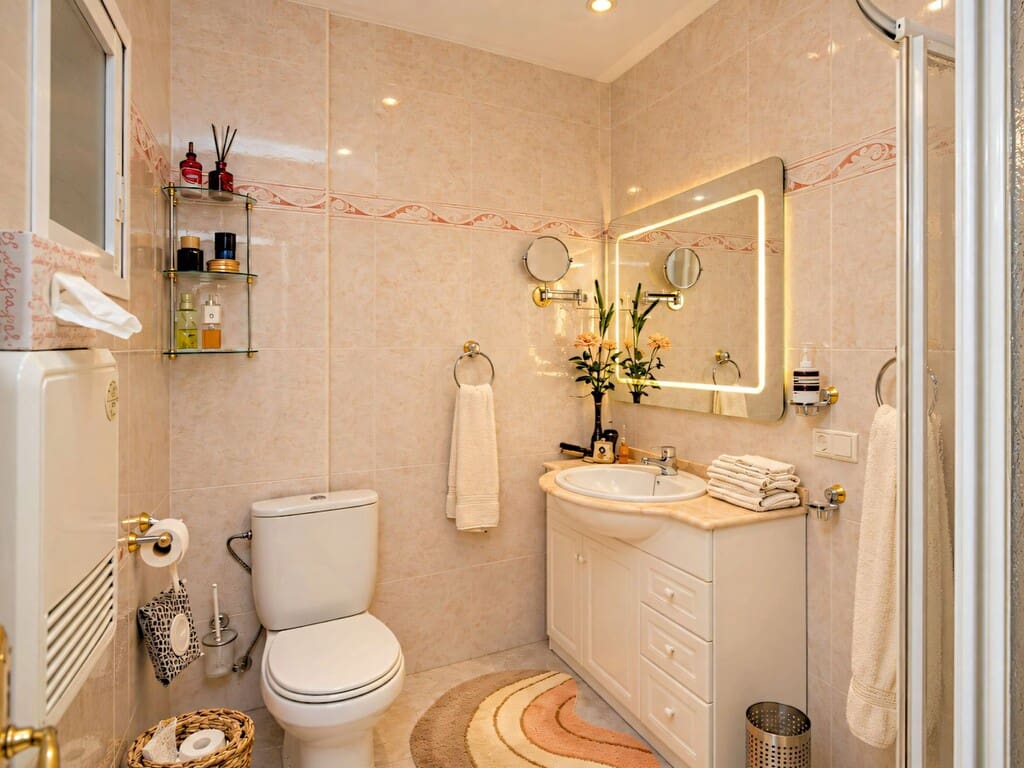 2 Zimmer Apartment zu verkaufen in Calahonda mit Pool Garage - 699.000 € (Ref: 10173359)