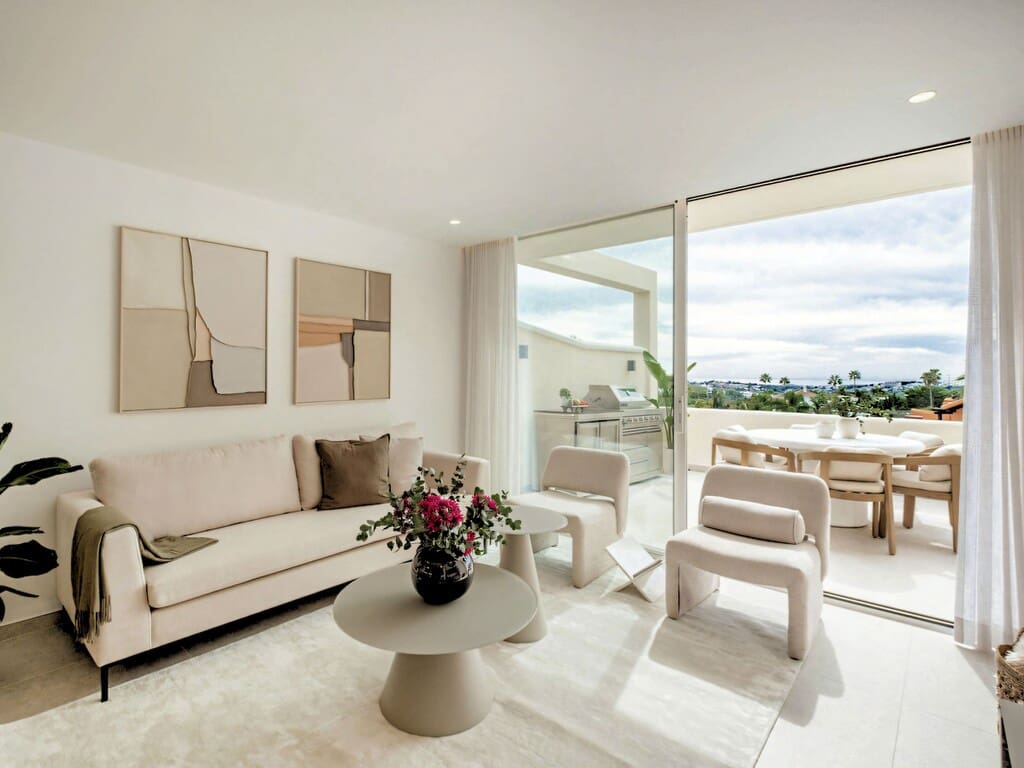 3 sypialnia Apartament na sprzedaż w Nueva Andalucia z basenem garażem - 1 150 000 € (Ref: 10173360)