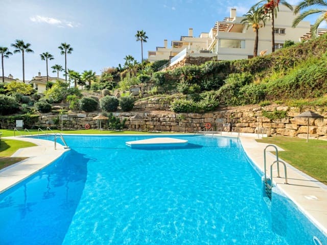 3 sypialnia Apartament na sprzedaż w Nueva Andalucia, Marbella z basenem garażem - 1 150 000 € (Ref: 10173360)