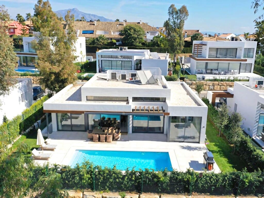 4 bedroom Villa for sale in Atalaya-Isdabe with pool garage - € 1,895,000 (Ref: 10174429)