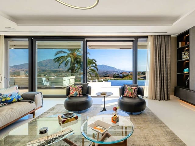 4 makuuhuone Huvila myytävänä paikassa La Cala de Mijas, Mijas mukana uima-altaan 
autotalli - 3 750 000 € (Ref: 10174858)