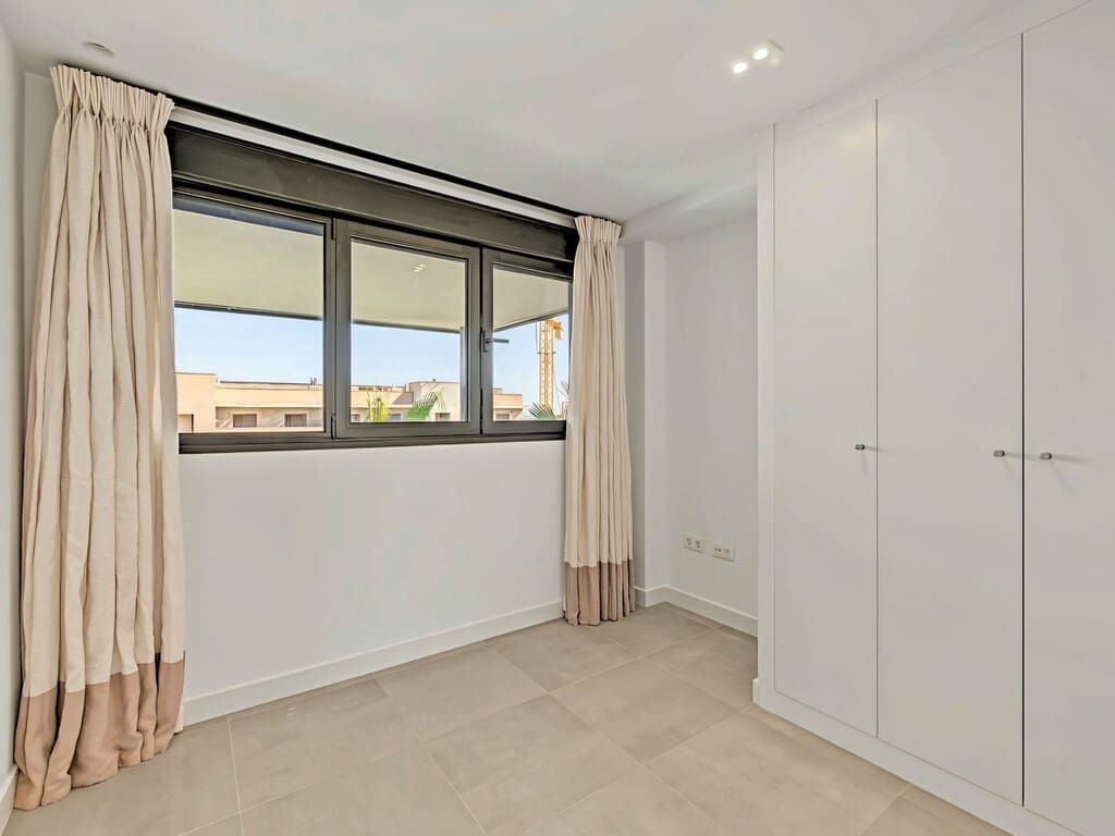 Apartamento de 3 habitaciones en New Golden Mile en venta con piscina garaje - 510.000 € (Ref: 10174859)