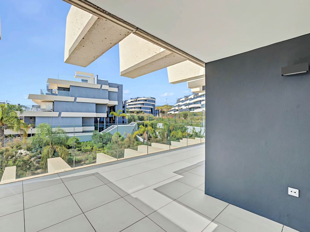 Apartamento de 3 habitaciones en New Golden Mile en venta con piscina garaje - 510.000 € (Ref: 10174859)