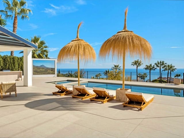 Chalet de 6 habitaciones en La Capellania, Benalmádena en venta con piscina garaje - 3.795.000 € (Ref: 10176262)