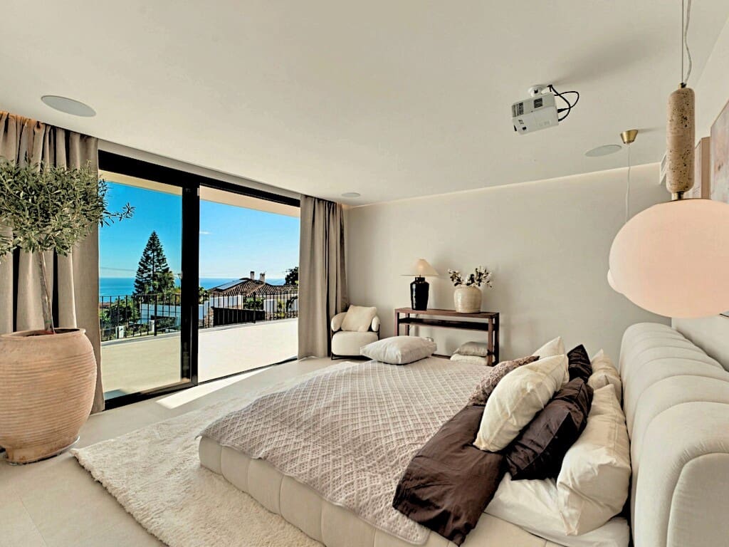 Chalet de 6 habitaciones en La Capellania en venta con piscina garaje - 3.795.000 € (Ref: 10176262)