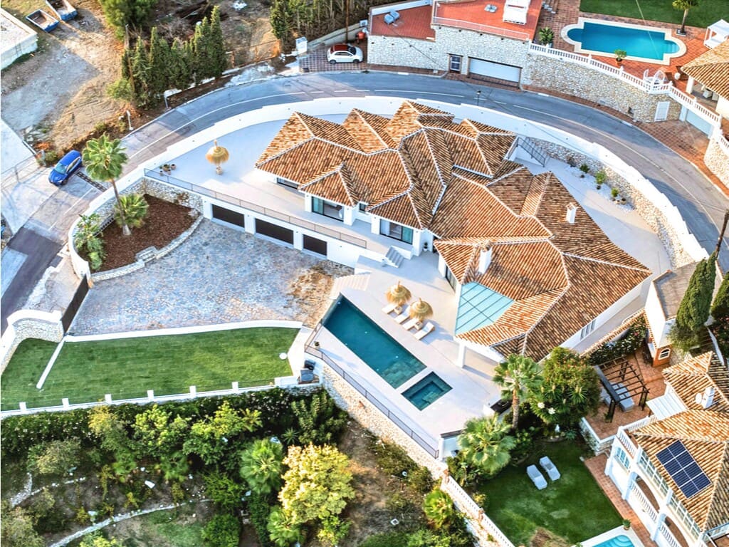 Chalet de 6 habitaciones en La Capellania en venta con piscina garaje - 3.795.000 € (Ref: 10176262)