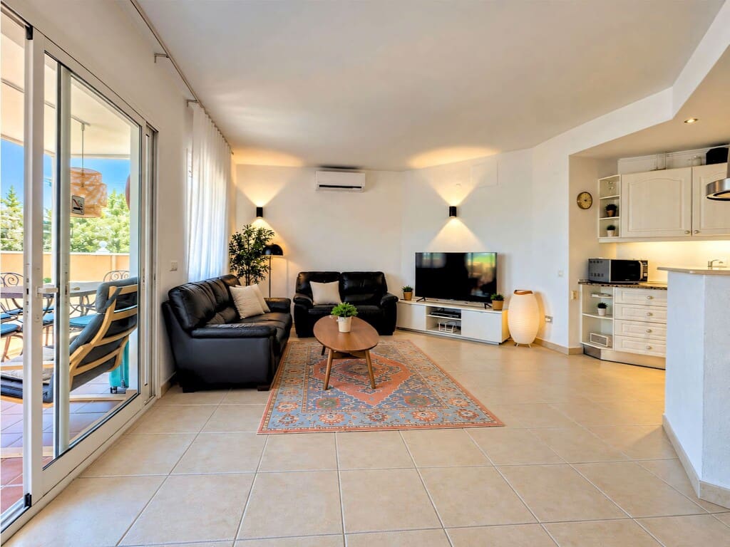 2 soverom Leilighet til salgs i Fuengirola med svømmebasseng garasje - € 494 000 (Ref: 10176264)
