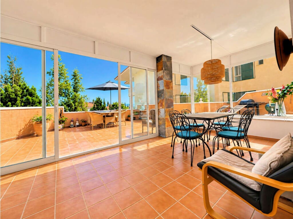2 soverom Leilighet til salgs i Fuengirola med svømmebasseng garasje - € 494 000 (Ref: 10176264)