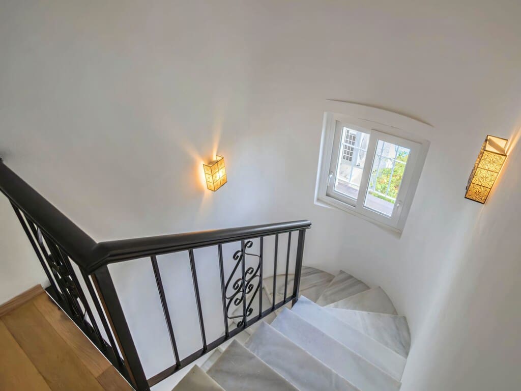 4 slaapkamer Huis te koop in Nueva Andalucia met zwembad - € 695.000 (Ref: 10182434)