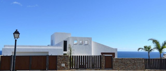 4 slaapkamer Villa te koop in Manilva met zwembad - € 2.995.000 (Ref: 2341375)