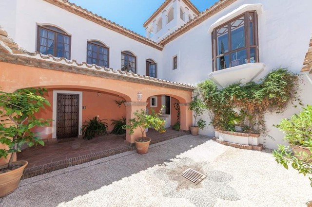 10 chambre Villa/Maison à vendre à Mijas Costa, Mijas avec piscine - 3 500 000 € (Ref: 2341598)