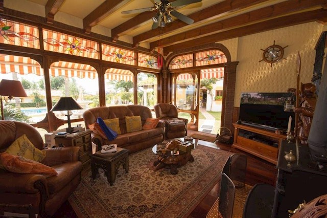 4 soverom Villa til salgs i El Padrón, Estepona med svømmebasseng - € 2 950 000 (Ref: 2661857)