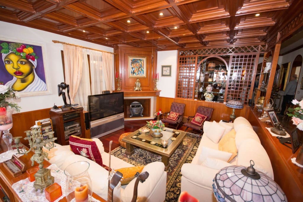 4 soveværelse Villa til salg i El Padron med swimmingpool - € 2.950.000 (Ref: 2661857)