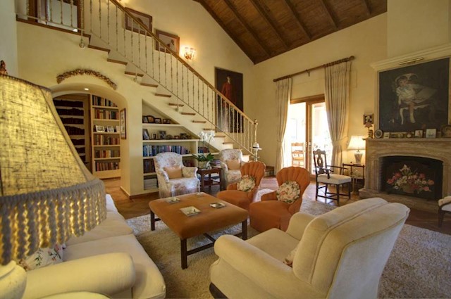 5 bedroom Villa for holiday rental in Marbella with pool - € 10,000 (Ref: 3466743)