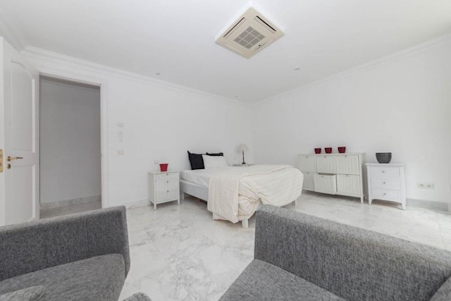 6 slaapkamer Villa voor vakantieverhuur in Marbella met zwembad garage - € 35.000 (Ref: 3532668)