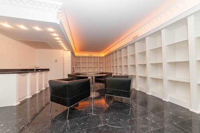 6 slaapkamer Villa voor vakantieverhuur in Marbella met zwembad garage - € 35.000 (Ref: 3532668)