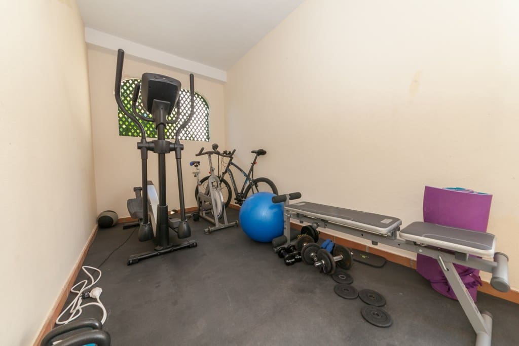 4 soveværelse Villa til salg i Elviria med swimmingpool garage - € 1.795.000 (Ref: 4170592)