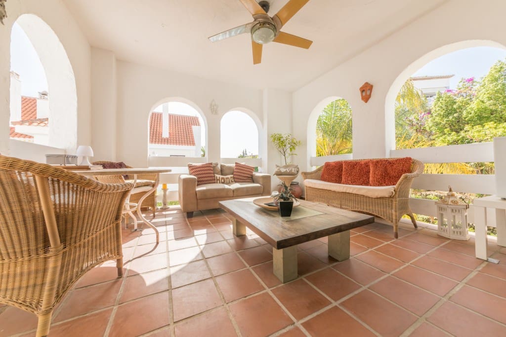 2 camera da letto Appartamento da affittare in Nueva Andalucia con piscina garage - 1.950 € (Rif: 4715290)