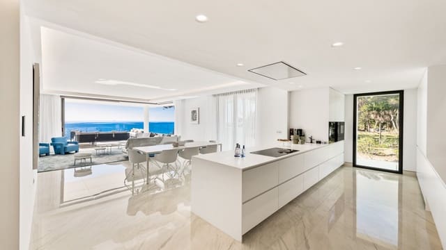 4 Zimmer Apartment zu verkaufen in New Golden Mile, Estepona mit Pool Garage - 2.990.000 € (Ref: 5156505)