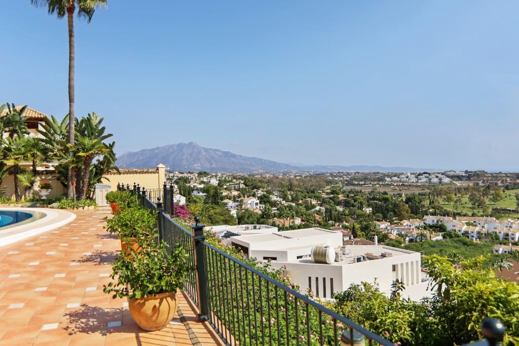 5 slaapkamer Villa te koop in Benahavis met zwembad - € 3.700.000 (Ref: 6411249)