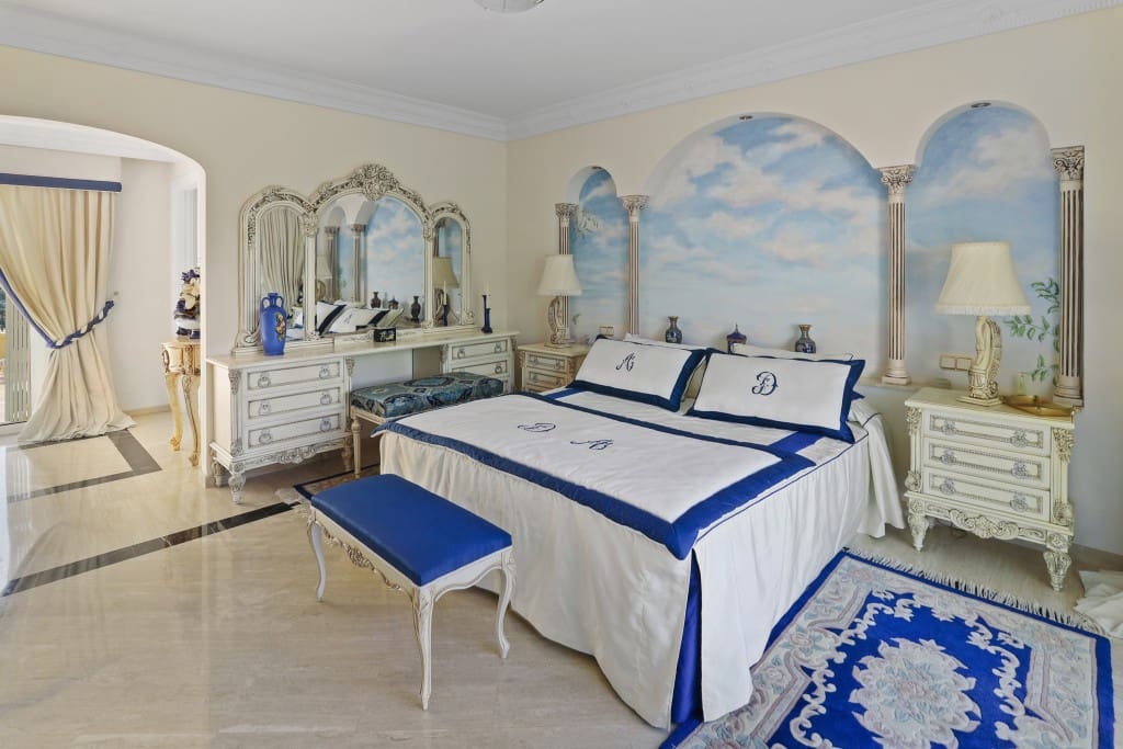 5 slaapkamer Villa te koop in Benahavis met zwembad - € 3.700.000 (Ref: 6411249)