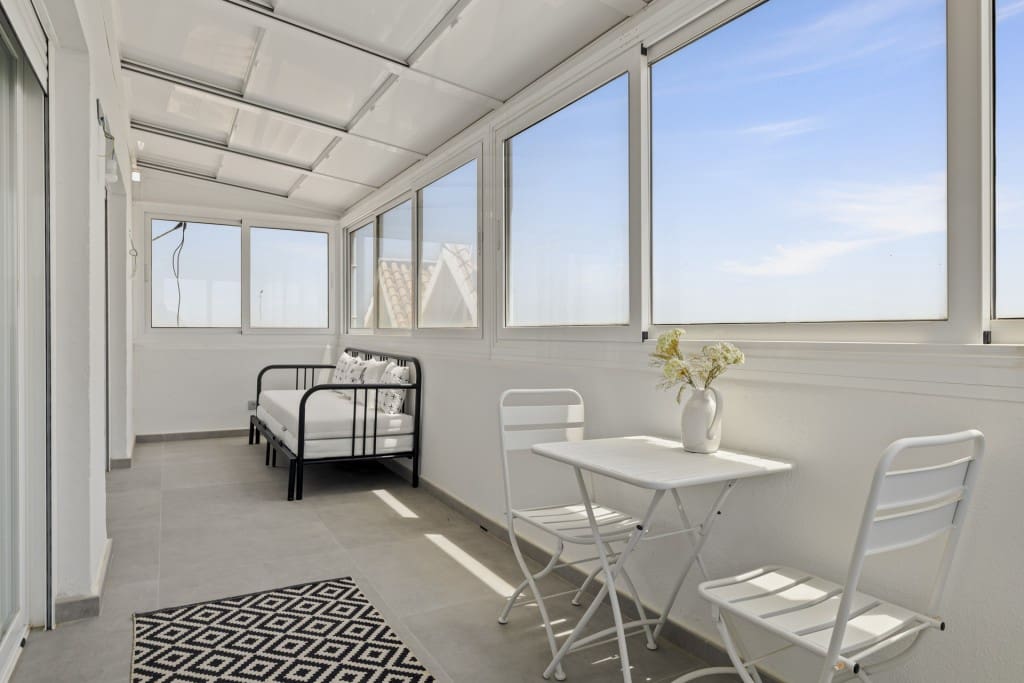 3 slaapkamer Penthouse te koop in Estepona met zwembad - € 749.000 (Ref: 6854294)