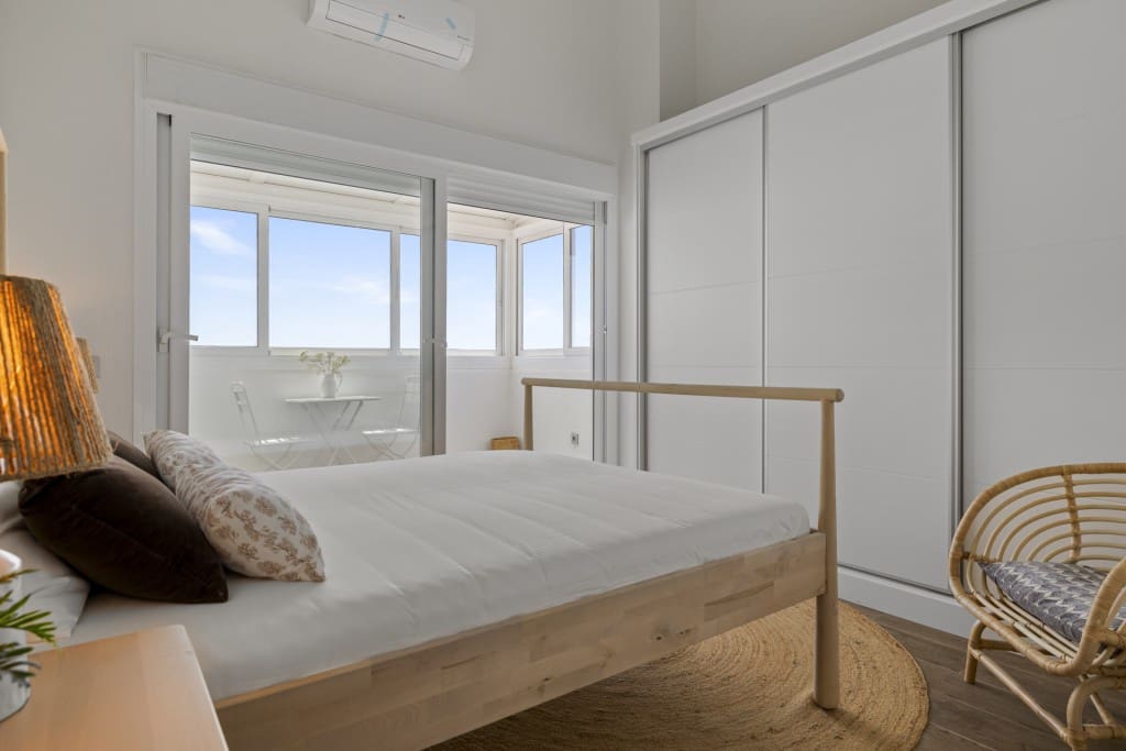 3 slaapkamer Penthouse te koop in Estepona met zwembad - € 749.000 (Ref: 6854294)