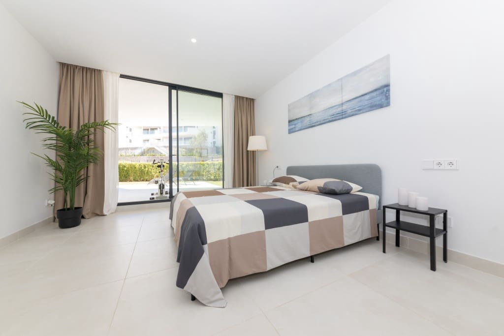 4 bedroom Apartment for rent in Benalmadena with pool garage - € 3,700 (Ref: 7041294)