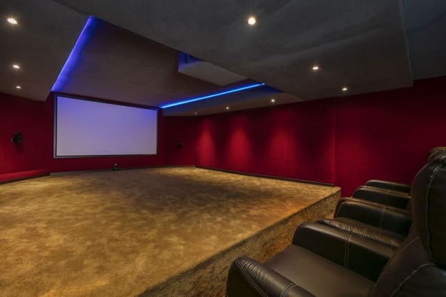 6 slaapkamer Villa te koop in Nueva Andalucia, Marbella met zwembad garage - € 3.190.000 (Ref: 7497031)