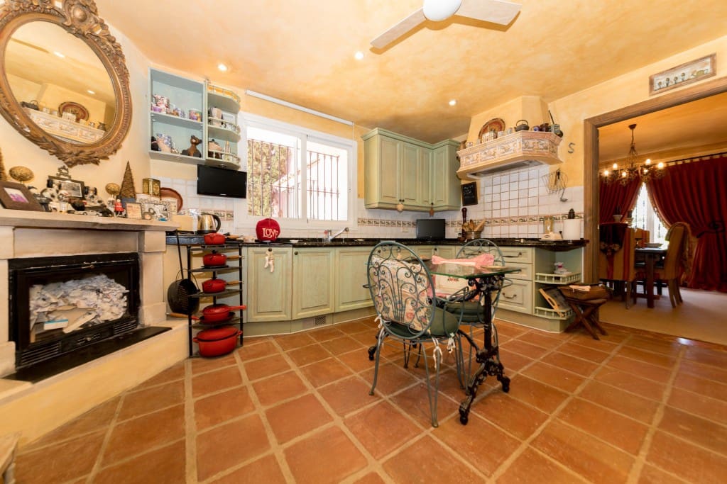 5 soveværelse Villa til salg i Benahavis med swimmingpool garage - € 5.250.000 (Ref: 7670476)