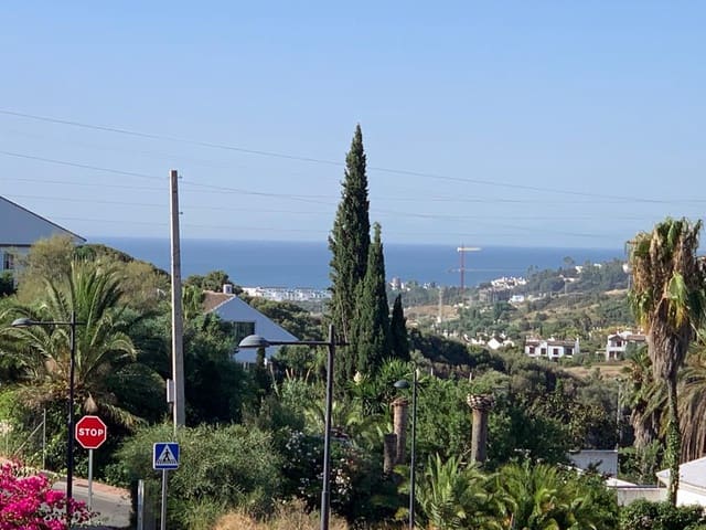 3 chambre Villa/Maison à vendre à Estepona avec piscine garage - 899 999 € (Ref: 7713970)