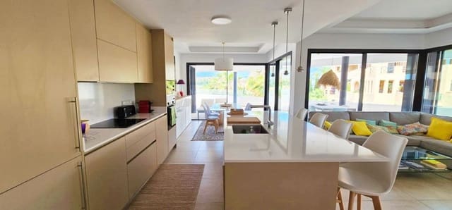 3 slaapkamer Appartement te koop in New Golden Mile, Estepona met zwembad garage - € 850.000 (Ref: 7736253)