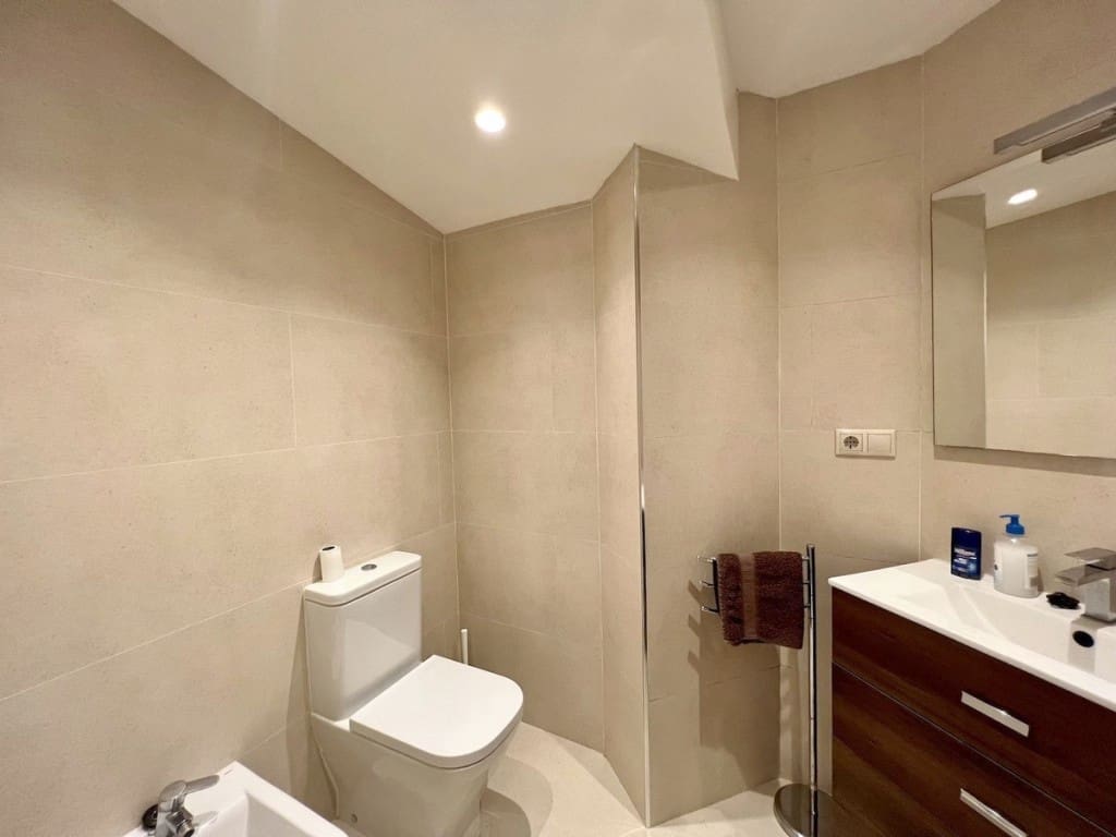 2 slaapkamer Appartement te koop in Calahonda met zwembad - € 375.000 (Ref: 7858054)